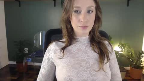 demmetria online show from April 8, 6:11 pm