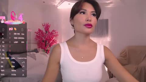 Snapshot of demonessssa chatting on October 8, 10:21 am Lana online show from October 8, 10:21 am