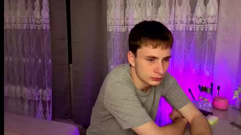 denflexqw online show from March 15, 5:38 pm