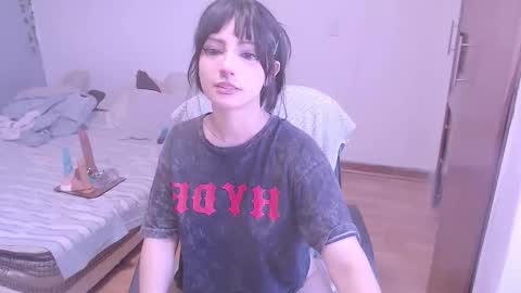 Denisse    schedule Monday to Friday 1300-1900 mexican time Saturday-maybe it could be a surprise IDEPENDENT MODEL online show from February 25, 10:57 pm