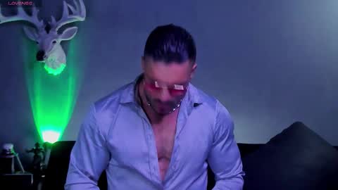 dennis_cox_ online show from February 7, 10:40 am