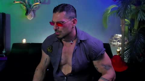 dennis_cox_ online show from April 9, 1:09 am