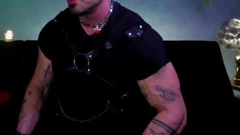 dennis_cox_ online show from April 9, 9:59 am