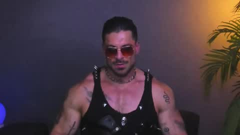 dennis_cox_ online show from November 30, 12:07 am