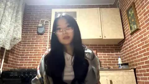 Emma online show from October 7, 2:24 pm