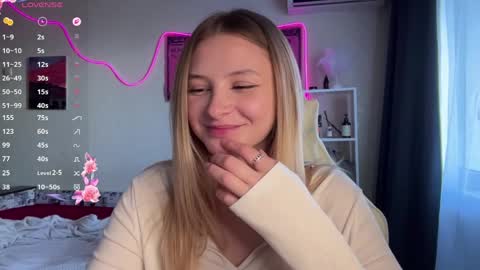 Vi  Victoria online show from April 17, 1:13 pm