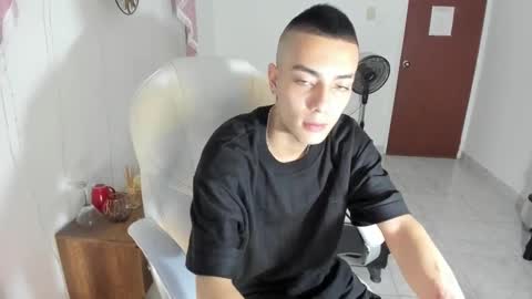 Dereck Boy online show from October 24, 11:16 pm