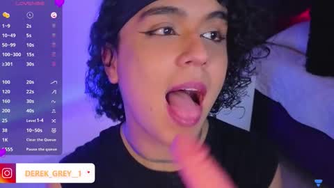 Snapshot of derek_greyy_ chatting on September 15, 9:49 pm derek grey online show from September 15, 9:49 pm