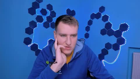 derek_hawk_ online show from December 18, 9:59 am