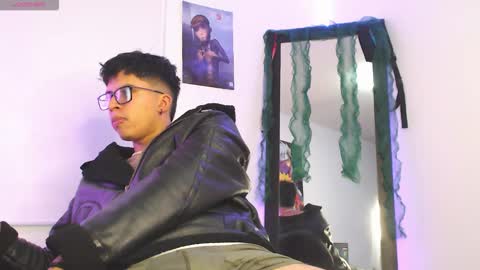 Derek online show from January 16, 9:57 pm