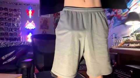 derekdings online show from November 27, 1:19 pm