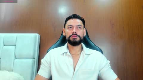 DerryBigger CM online show from November 9, 1:47 pm