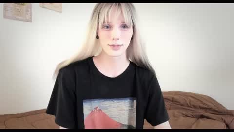 Domi  online show from July 18, 6:10 pm