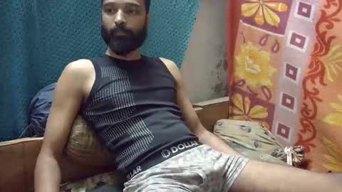 desi_boy799417 online show from December 19, 9:27 am