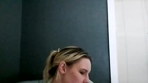 desturbingdetale699 online show from January 18, 3:42 am