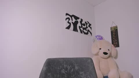 desty_y online show from March 25, 4:08 am