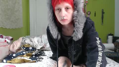 poutyangel online show from March 1, 7:40 pm