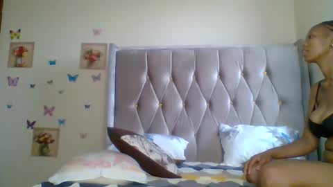 devinegrace6 online show from November 11, 4:36 am