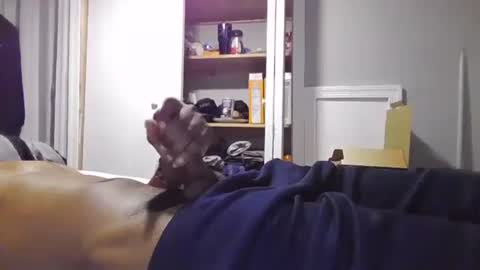 Snapshot of deyhfd chatting on October 1, 1:27 am deyhfd online show from October 1, 1:27 am