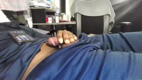 Snapshot of deyhfd chatting on October 28, 12:17 pm deyhfd online show from October 28, 12:17 pm