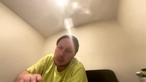 deznuts130 online show from February 16, 3:58 am