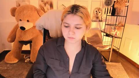 Dia online show from January 6, 7:18 pm