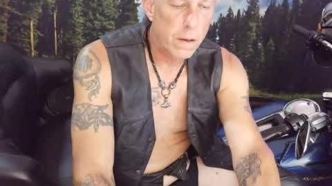 Yeti online show from June 17, 6:24 pm