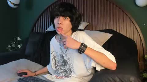 diamond_twink online show from July 19, 9:12 am