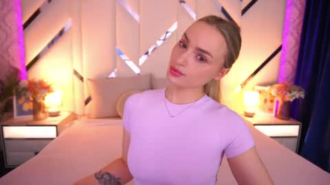 diana_nova online show from May 31, 6:23 am