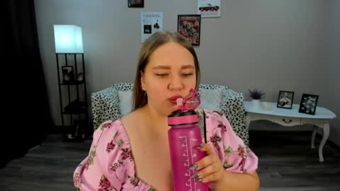 Diana online show from May 31, 6:20 pm