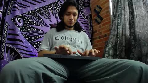 DICAPRIO online show from February 26, 10:02 pm