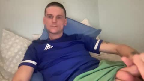 DickABitchDown  Alexys real spanishmami online show from February 17, 6:56 am