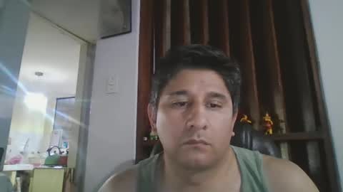 dickeduardo online show from April 18, 4:14 am