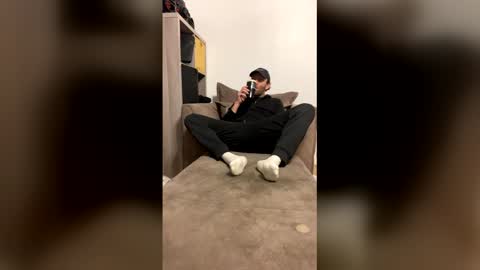 dickparceldick online show from April 9, 7:08 pm