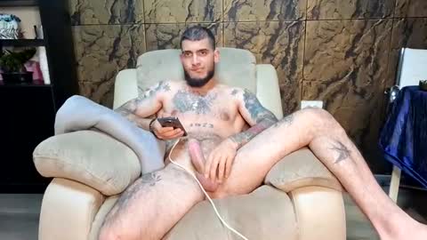 diego_armando24 online show from June 8, 7:59 pm
