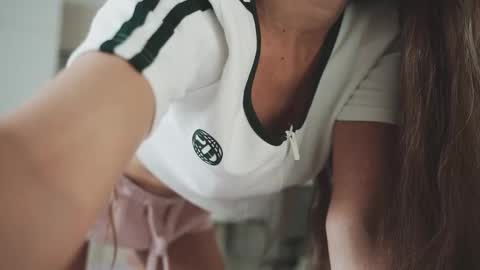 digital_princess online show from March 3, 12:39 am