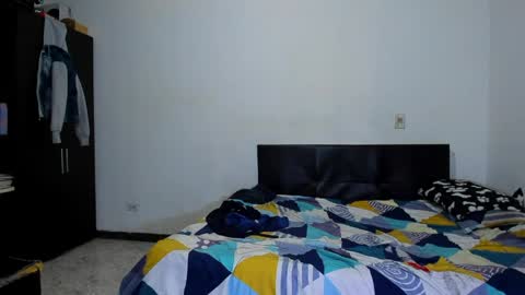 diiego_xxx online show from March 23, 5:07 pm