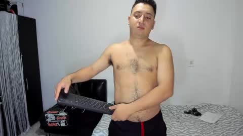 diiego_xxx online show from May 10, 10:27 pm