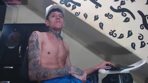 Dilan reyes1 online show from May 3, 4:35 pm