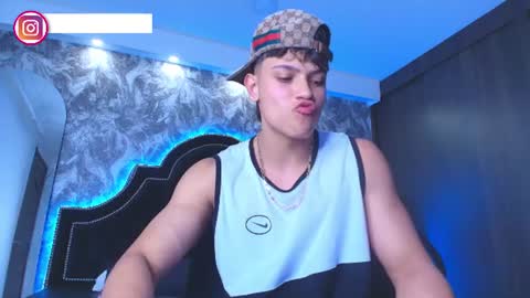 dilanmiller_ online show from June 25, 6:46 pm