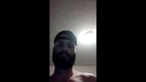 dill801975 online show from February 23, 7:21 am