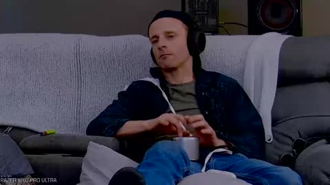 Dilldough405 online show from March 3, 4:58 pm