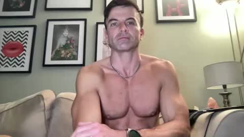 Dillon online show from February 26, 9:09 pm