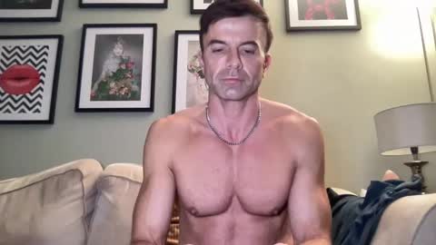 Dillon online show from February 18, 9:20 pm