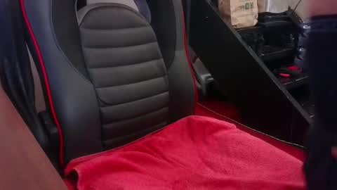 dimax75000 online show from February 1, 9:32 am