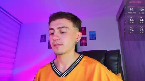 Julian Independent Model online show from July 29, 1:05 am