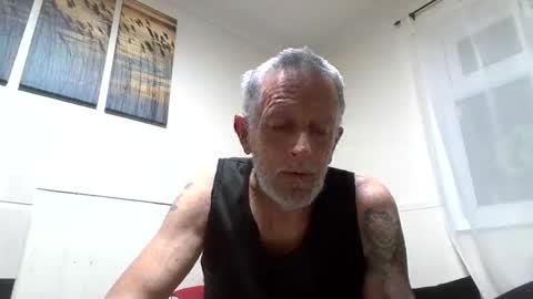 dimitrias2109 online show from March 8, 9:08 pm