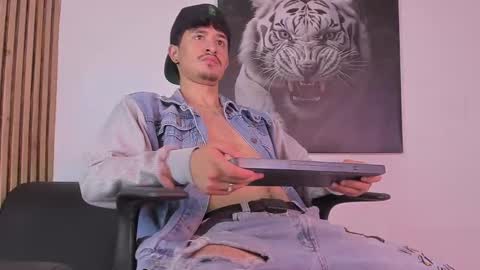 Dimitri online show from October 4, 11:02 pm