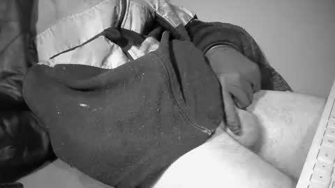 dimoni_ online show from March 31, 2:23 am