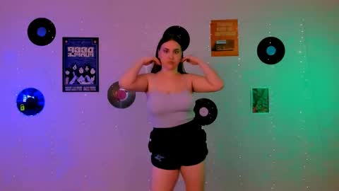 dina_bloom online show from May 27, 7:00 pm